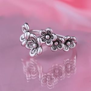 925 Sterling Silver Flowers Ring